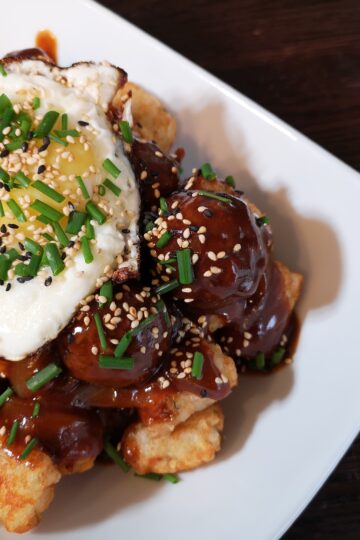 Loco Moco tots