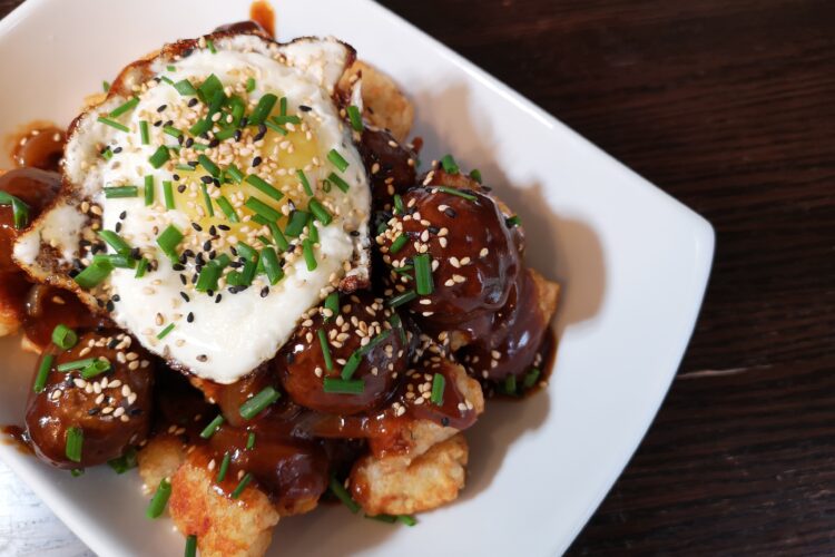 Loco Moco tots